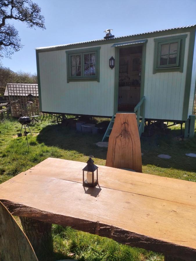 The Old Mill Shepherds Hut Okehampton Dış mekan fotoğraf