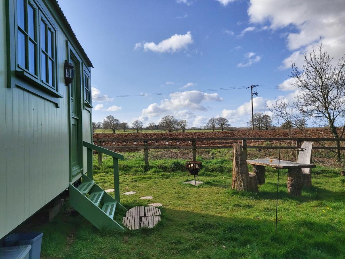 The Old Mill Shepherds Hut Okehampton Dış mekan fotoğraf